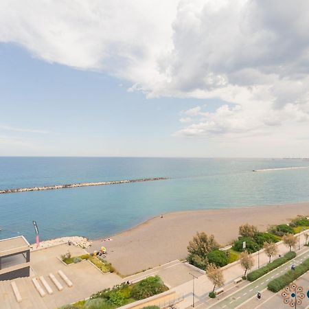 Fronte Mare By Apulia Accommodation Bari Exterior foto