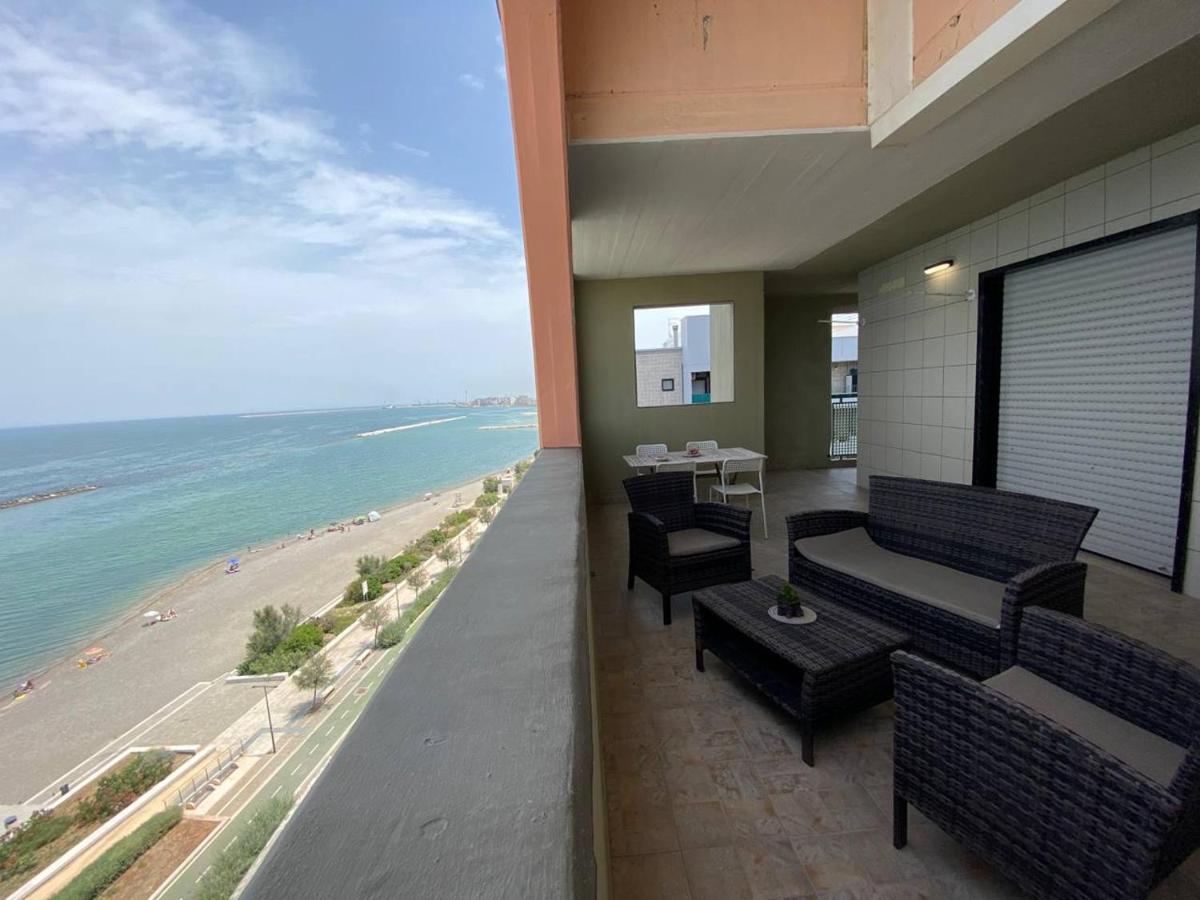 Fronte Mare By Apulia Accommodation Bari Exterior foto