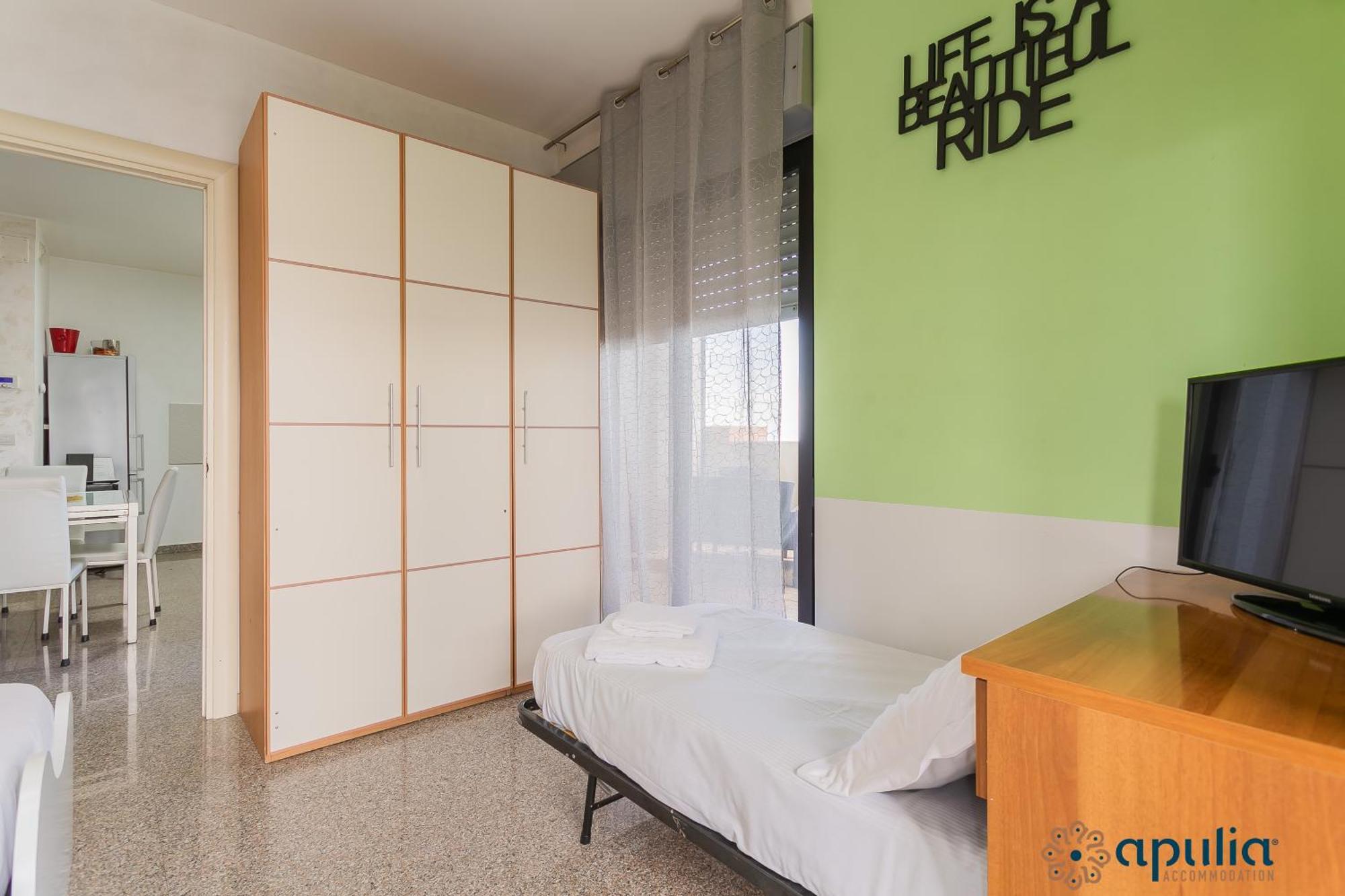 Fronte Mare By Apulia Accommodation Bari Exterior foto