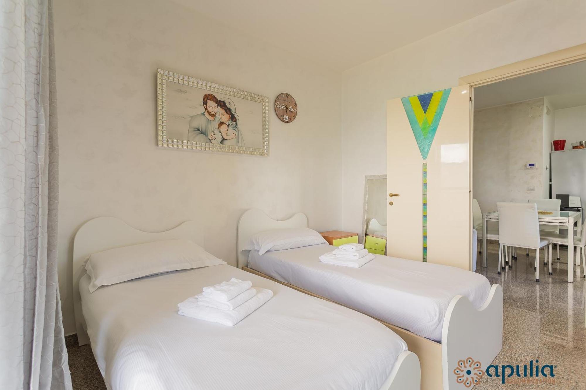 Fronte Mare By Apulia Accommodation Bari Exterior foto