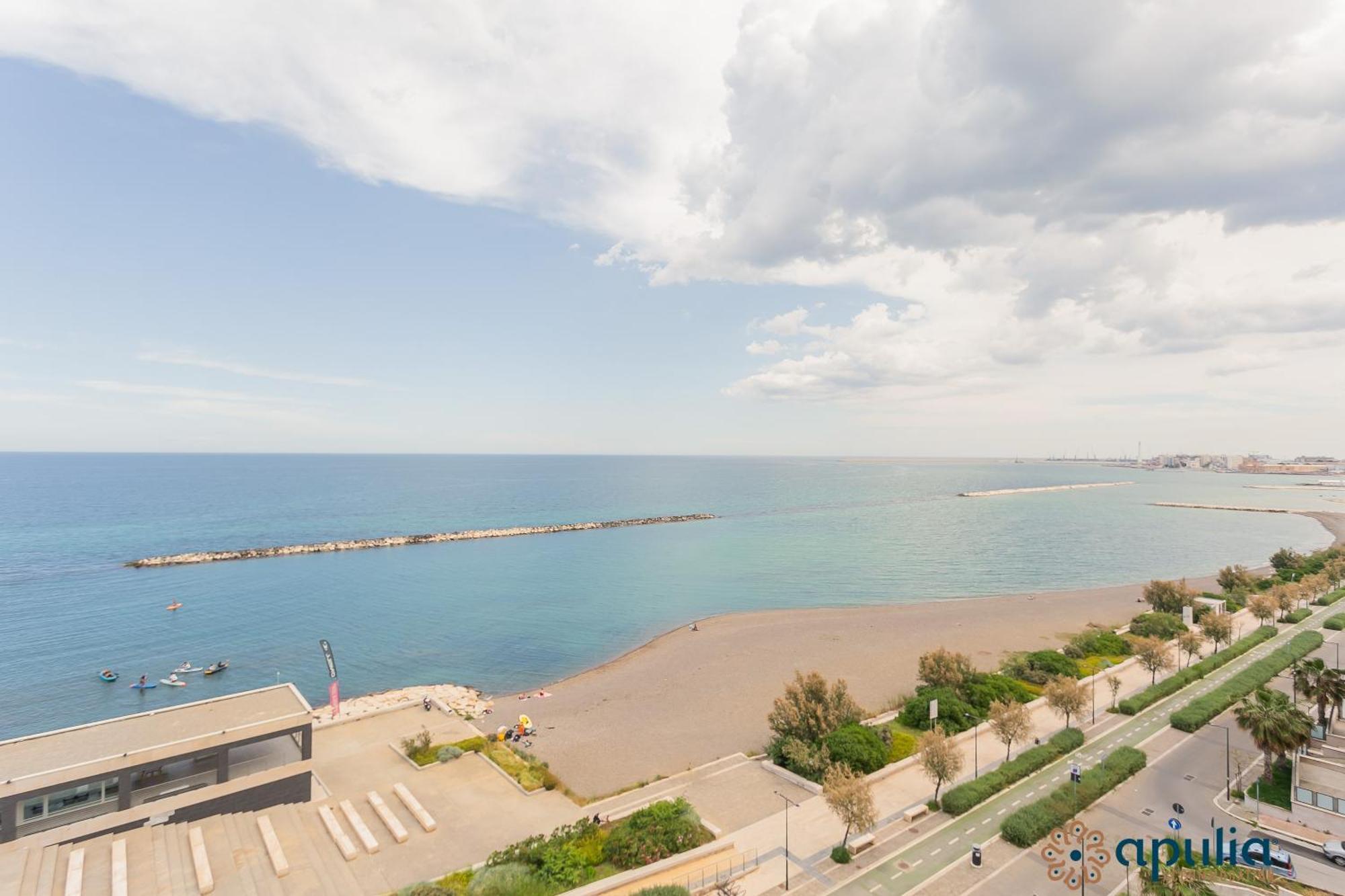 Fronte Mare By Apulia Accommodation Bari Exterior foto